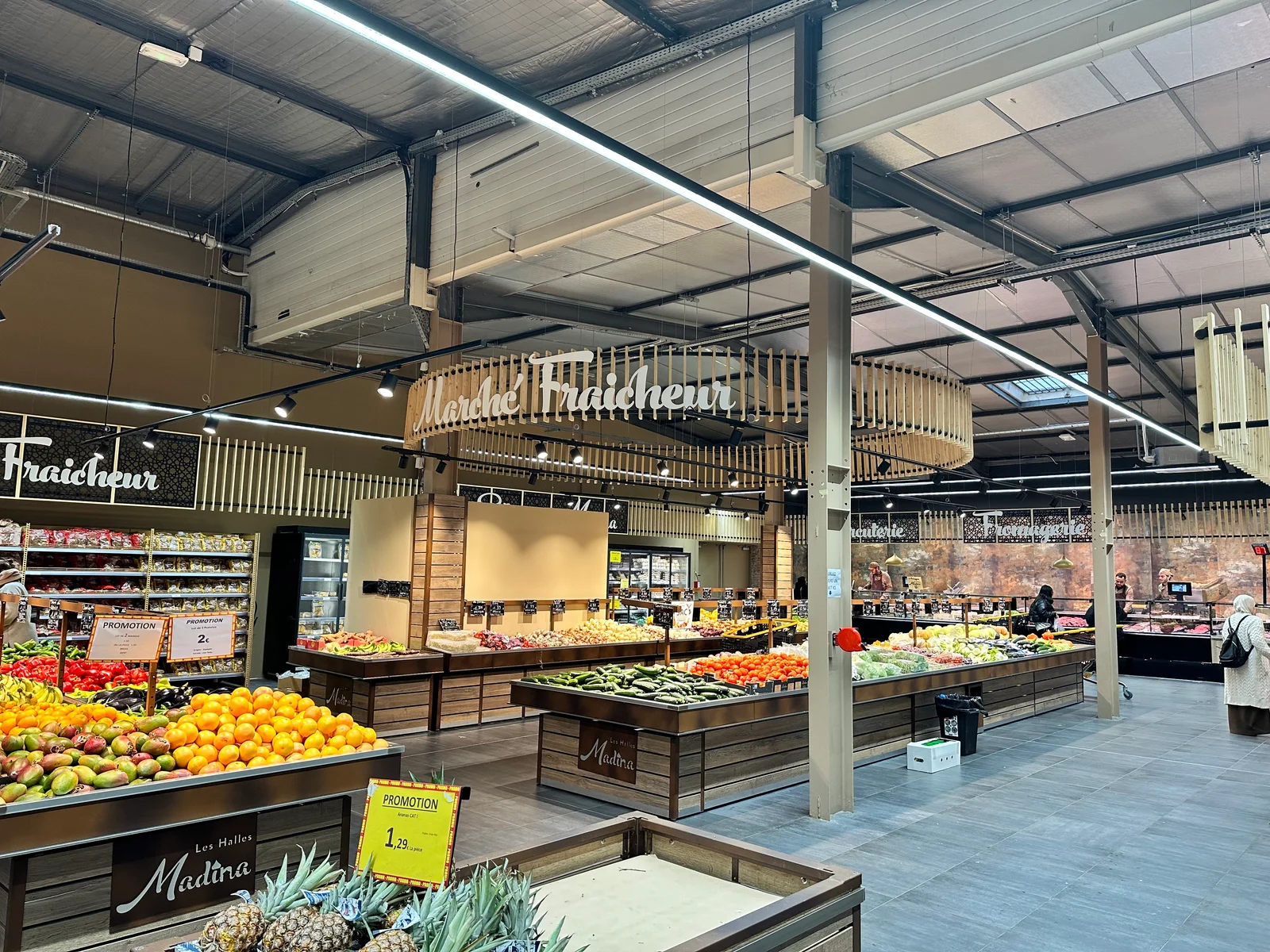 Implantation de rayonnage semi-lourd en zone logistique